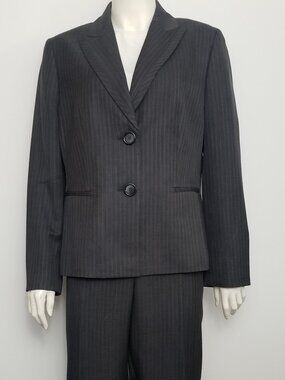 Le Suit Grey Pinstripe Pant Suit - Size 16 - New With Tags